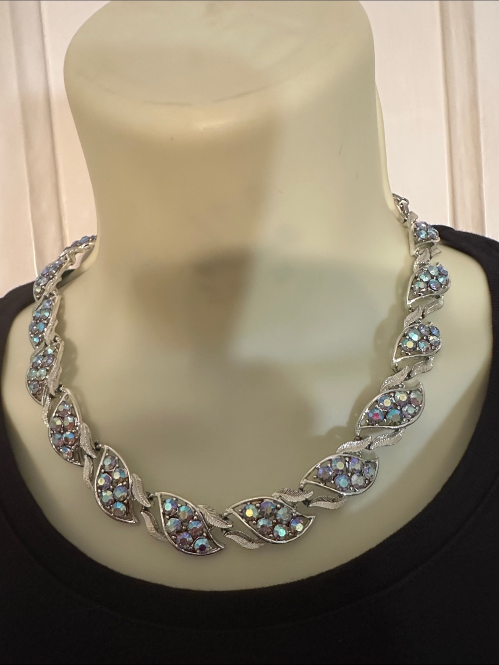 Vintage Coro Silver Aurora Borealis‎ Crystal Leaf Necklace